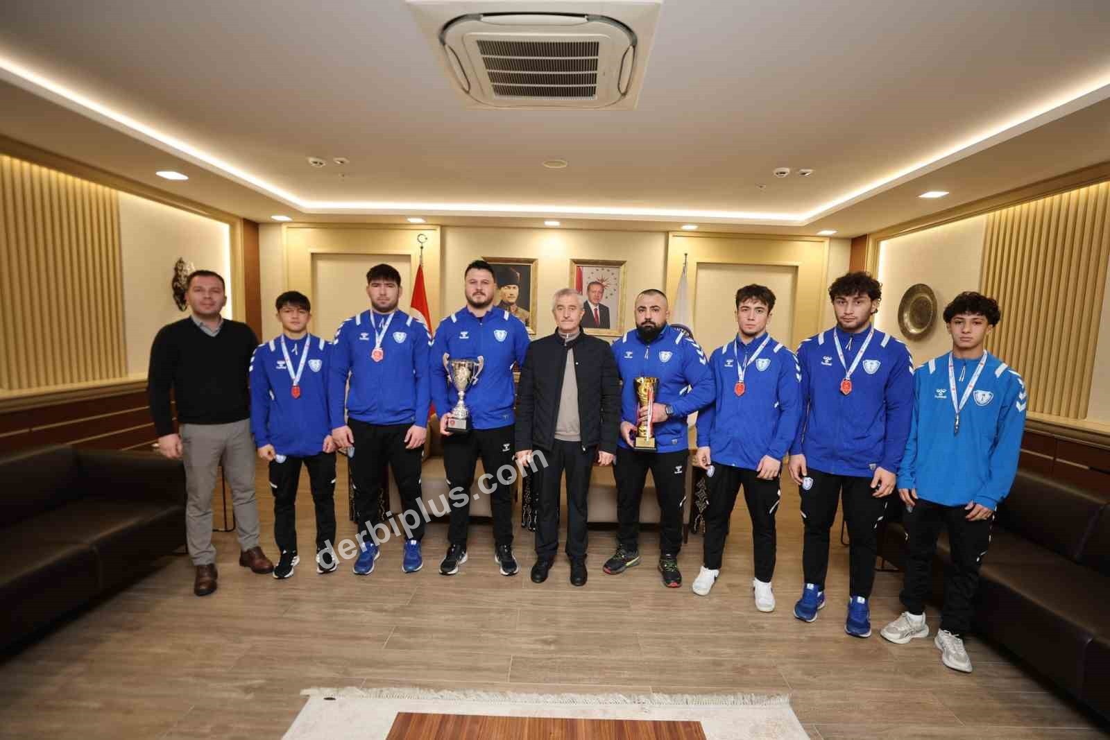 ŞAHİNBEY BELEDİYESİ’NİN SPORA VE GENÇLİĞE YÖNELİK YATIRIMLARI MEYVELERİNİ VERMEYE DEVAM EDİYOR.