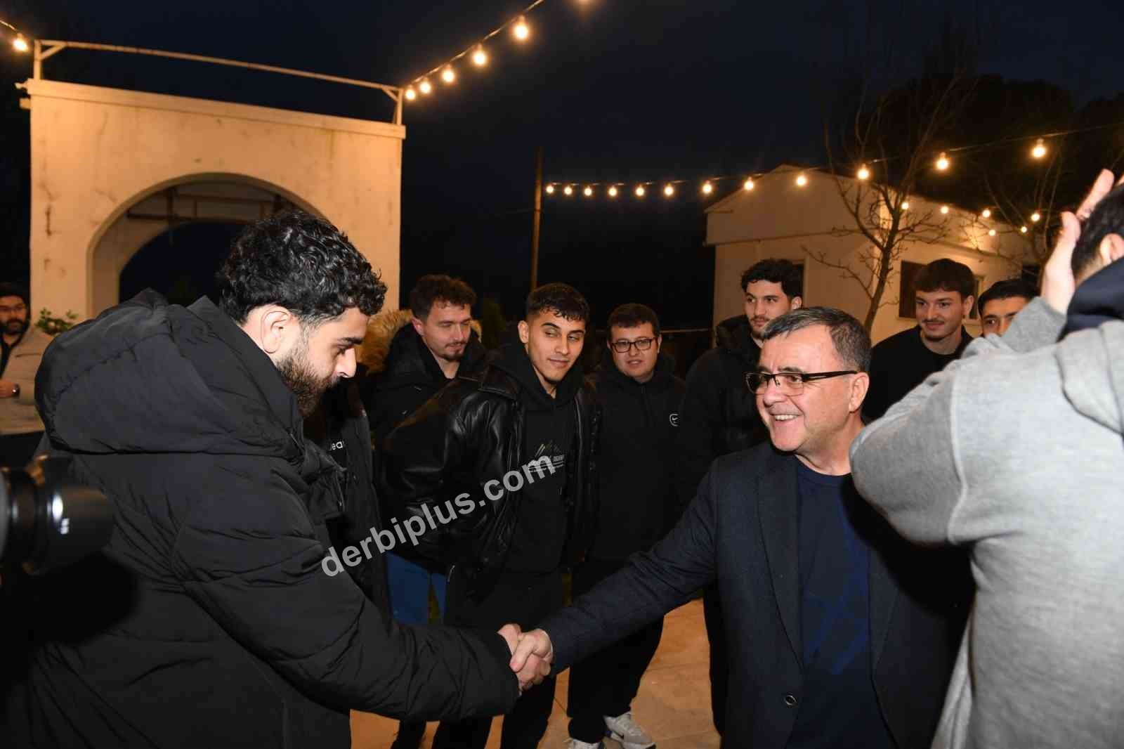 ALTIEYLÜL BELEDİYESİ BALIKESİRSPOR'UN YANINDA