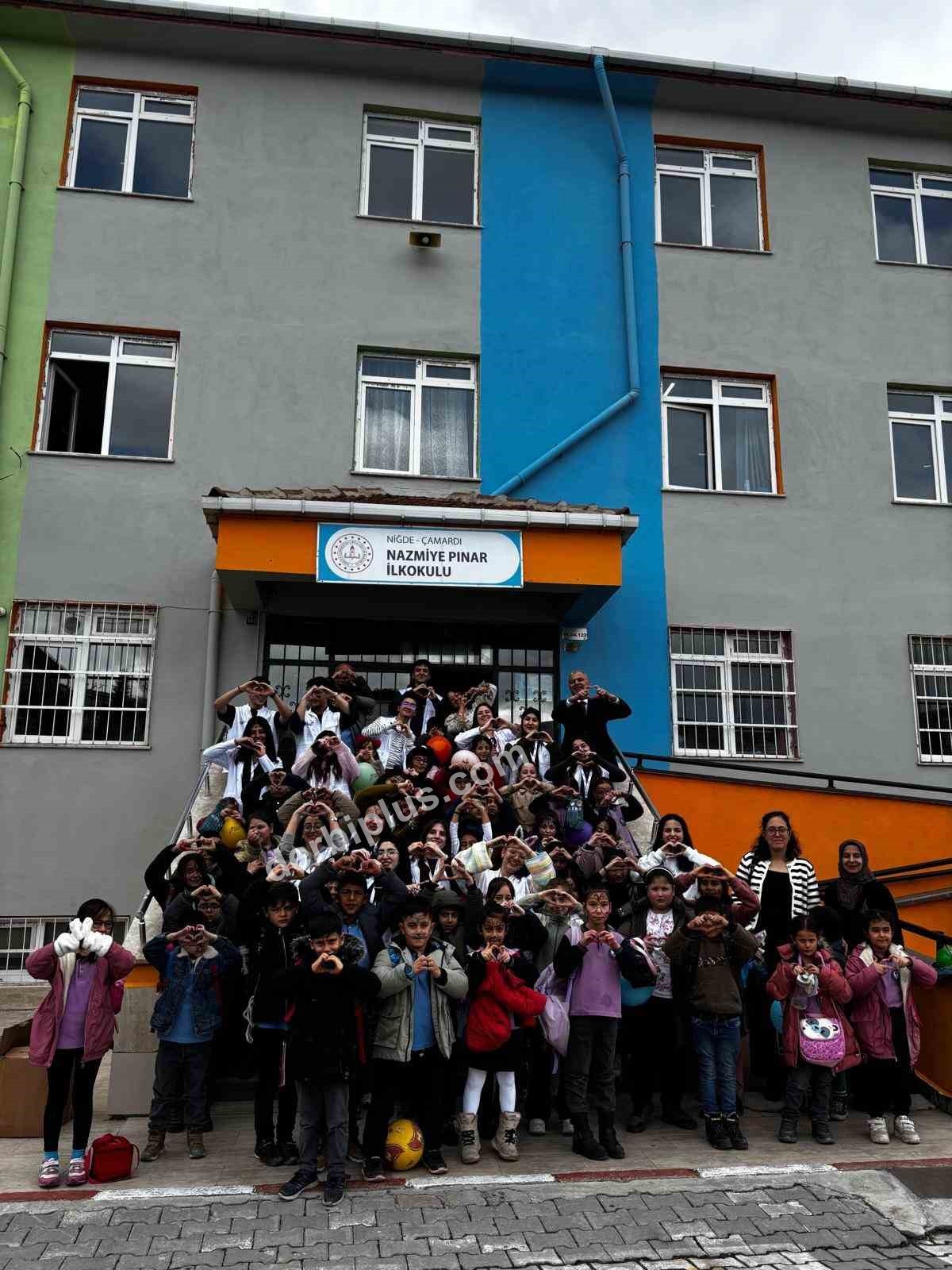 NİĞDE’NİN ÇAMARDI İLÇESİ, TOPLUMSAL DAYANIŞMAYI VE SOSYAL UYUMU GÜÇLENDİRMEYİ AMAÇLAYAN SPORLA SOSYAL UYUM PROJESİNE EV SAHİPLİĞİ YAPTI.