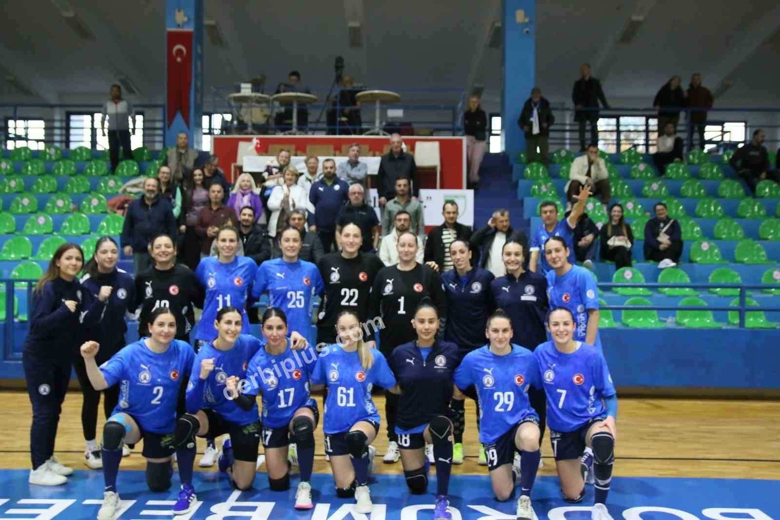 Armada Praxis Yalıkavak Spor Kulübü’nden güçlü kapanış