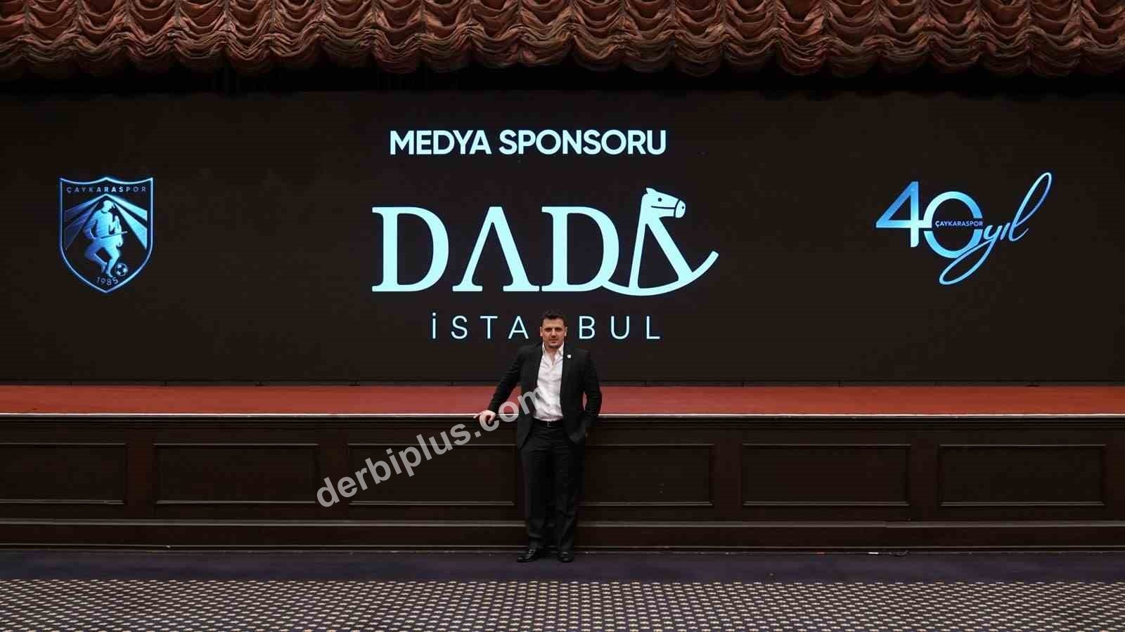 ÇAYKARASPOR'UN KURULUŞUNUN 40. YILI NEDENİYLE GERÇEKLEŞTİRİLEN 'VEFA GECESİ'NDE ÇAYKARALI İŞ İNSANI YASİN YAVUZ, ORGANİZASYONUN KURUMSAL İLETİŞİM VE MEDYA YAPILANMASINA DESTEK OLDU.