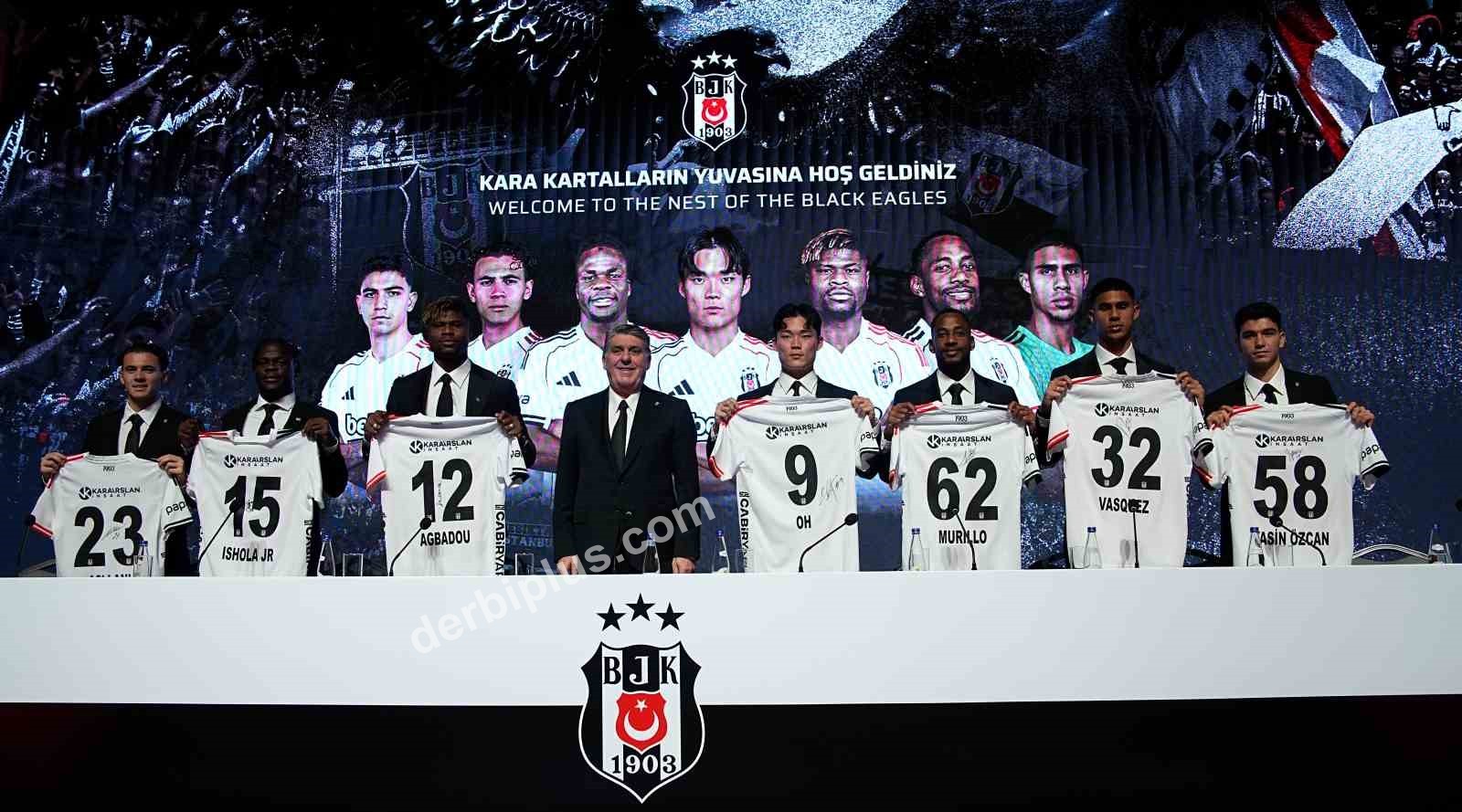 BEŞİKTAŞ’TA ARA TRANSFER DÖNEMİNDE KADROYA KATILAN 7 FUTBOLCU İÇİN BAŞKAN SERDAL ADALI’NIN DA KATILIMIYLA İMZA TÖRENİ DÜZENLENDİ.
