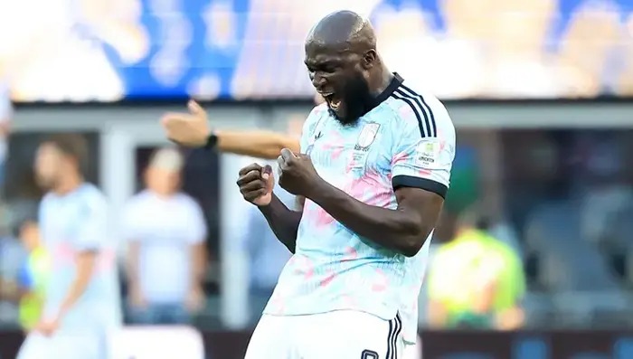 Beşiktaş'ta Forvet Operasyonu: Vlahovic Bekletiyor, Lukaku Gündemde!