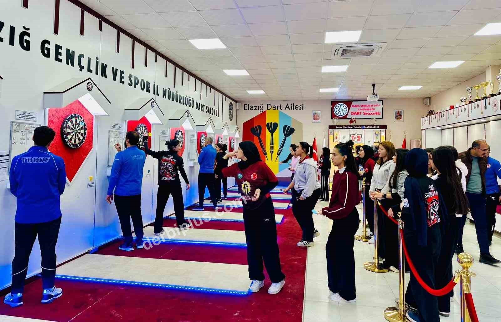 ELAZIĞ'DA DART MÜSABAKALARI SONA ERDİ