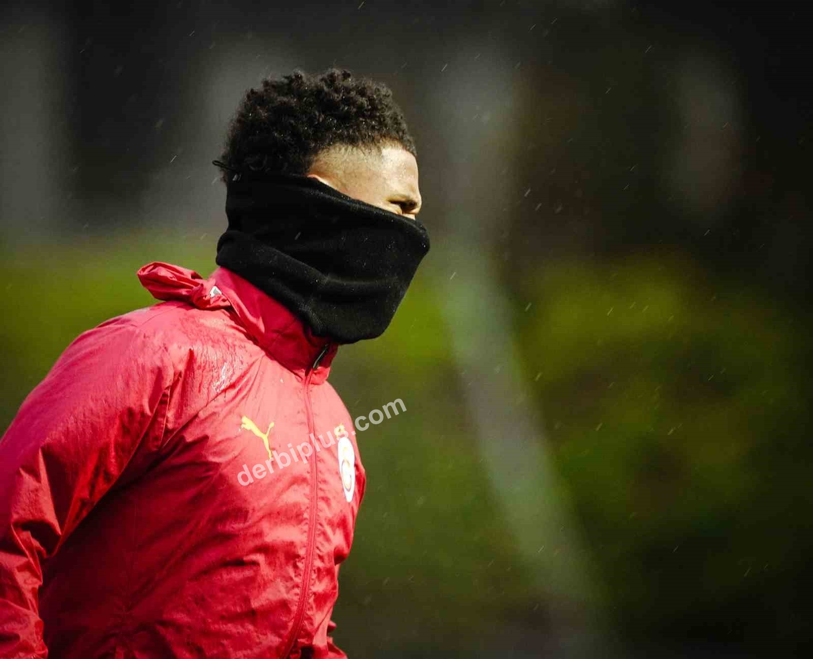 GALATASARAY, TRENDYOL SÜPER LİG’İN 20. HAFTASINDA KAYSERİSPOR İLE YARIN EVİNDE OYNAYACAĞI MAÇIN HAZIRLIKLARINI YAPTIĞI ANTRENMANLA TAMAMLADI.