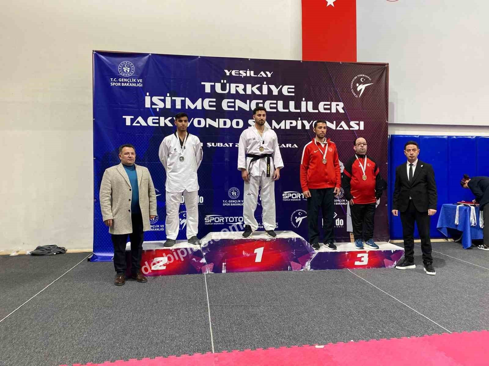 İŞİTME ENGELLİER TÜRKİYE TAEKWONDO ŞAMPİYONASI'NDA KAYSERİ TAKIMI, İLK KEZ KULÜP DÜZEYİNDE ŞAMPİYONLUK ELDE ETTİ.
