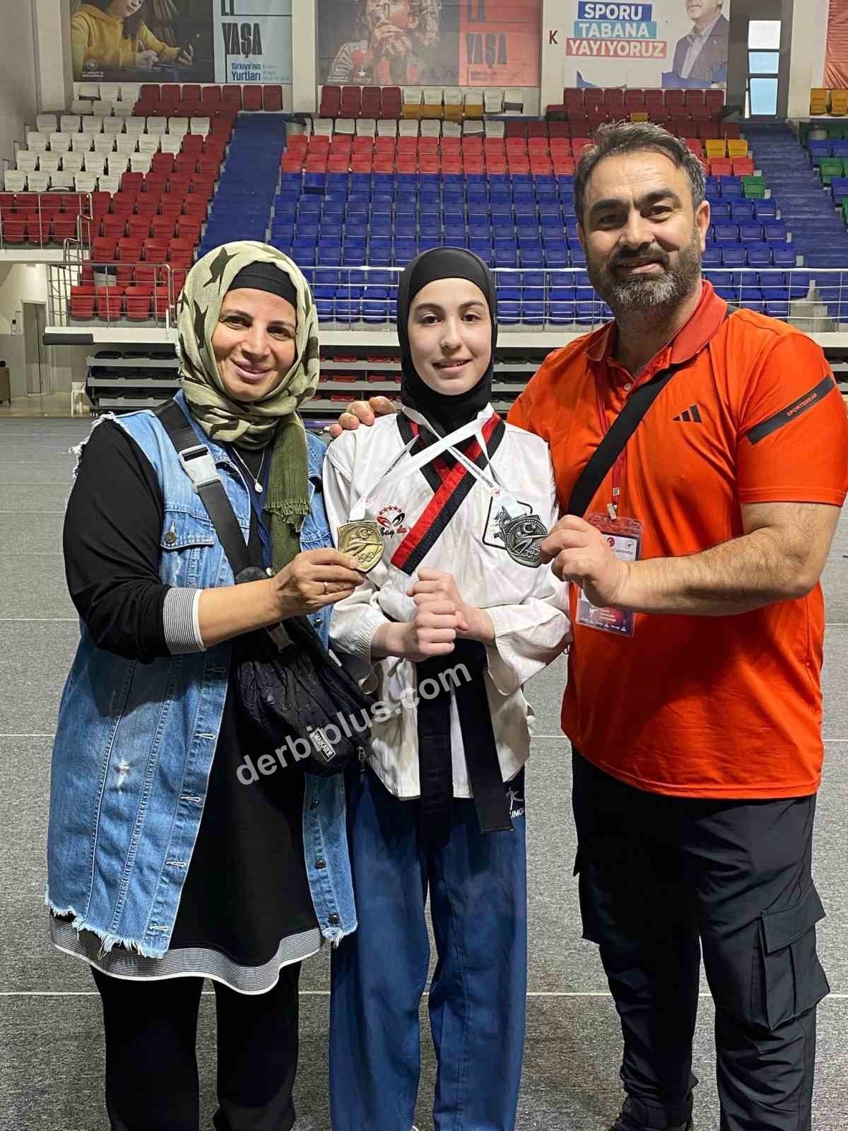 İŞİTME ENGELLİER TÜRKİYE TAEKWONDO ŞAMPİYONASI'NDA KAYSERİ TAKIMI, İLK KEZ KULÜP DÜZEYİNDE ŞAMPİYONLUK ELDE ETTİ.