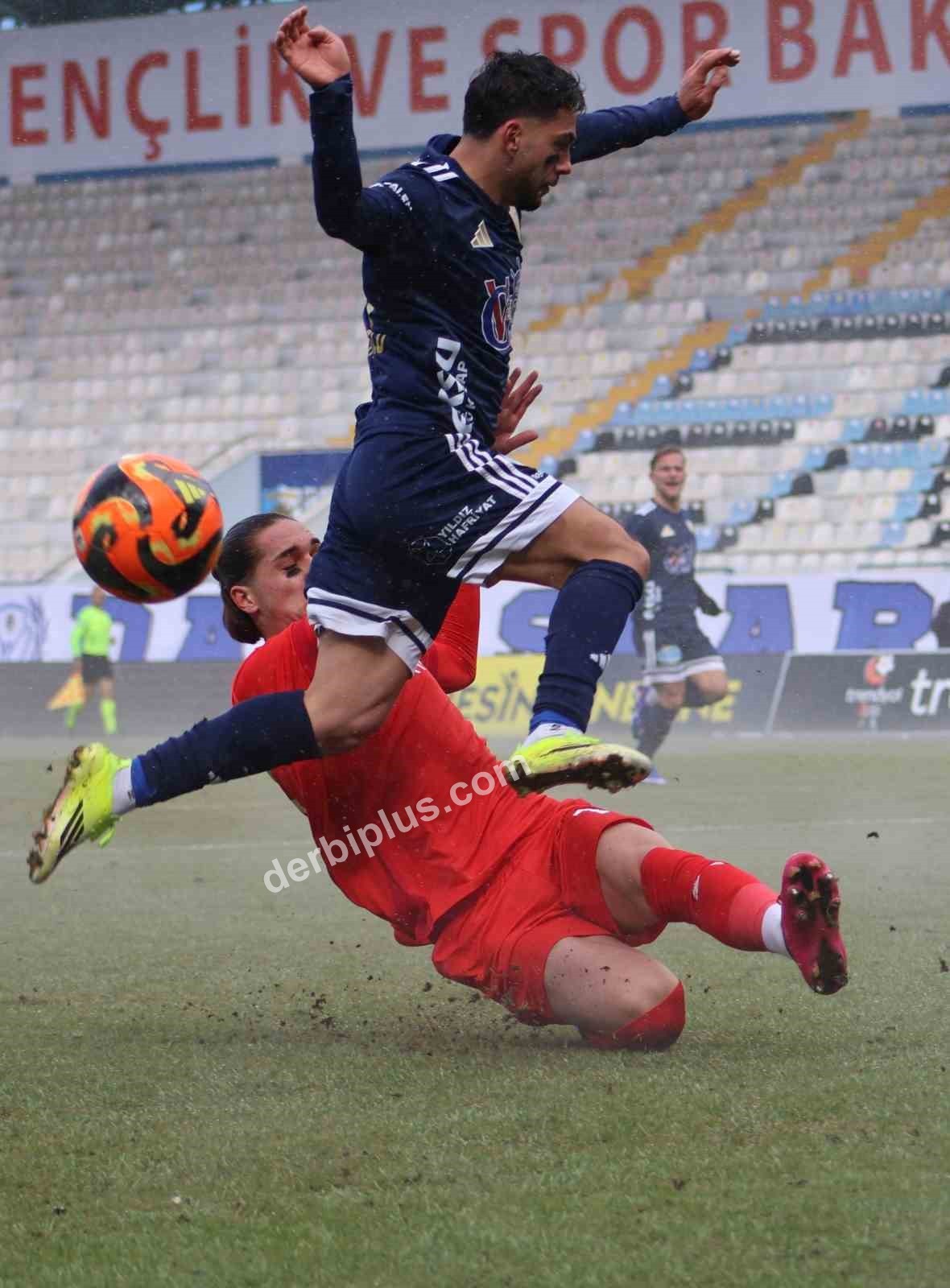 TRENDYOL 1. LİG’İN 29. HAFTASINDA, LİDER ERZURUMSPOR FK, KENDİ SAHASINDA AĞIRLADIĞI MANİSA FK’YI 8-1 MAĞLUP ETTİ.