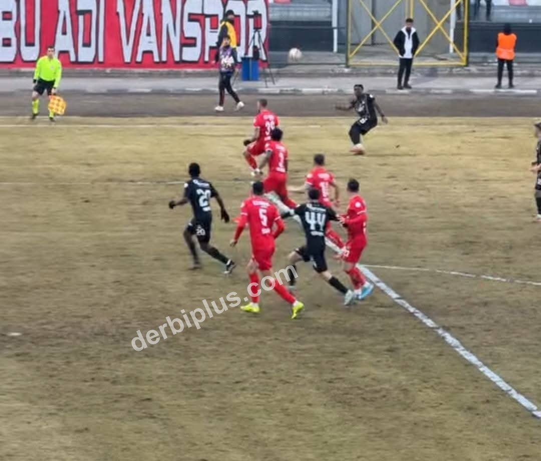 TRENDYOL 1. LİG'İN 24. HAFTASINDA VANSPOR FK, EVİNDE KONUK ETTİĞİ ARCA ÇORUM FK'Yİ 3-1 YENDİ.