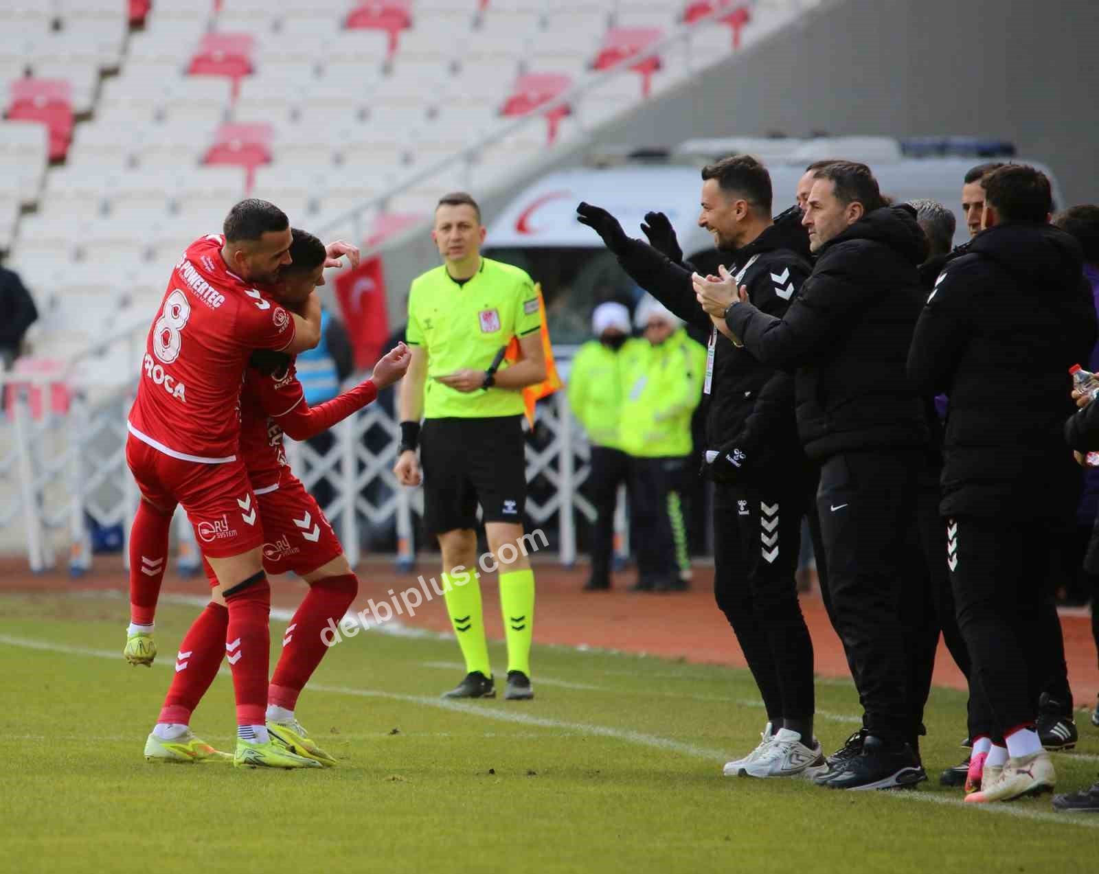 TRENDYOL 1. LİG'İN 29. HAFTASINDA ÖZBELSAN SİVASSPOR, EVİNDE KARŞILAŞTIĞI ANKARA KEÇİÖRENGÜCÜ'NE 1-0 MAĞLUP OLDU.