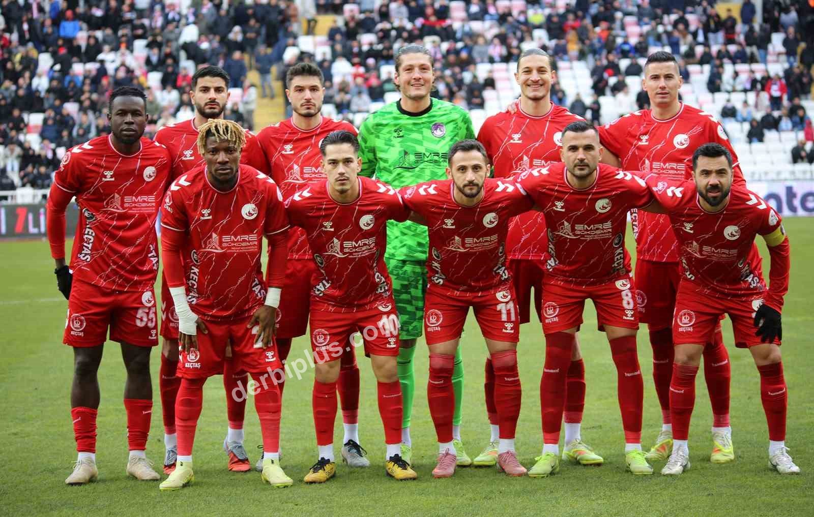 TRENDYOL 1. LİG'İN 29. HAFTASINDA ÖZBELSAN SİVASSPOR, EVİNDE ANKARA KEÇİÖRENGÜCÜ İLE KARŞILAŞTI. MÜSABAKA 1-0 ANKARA KEÇİÖRENGÜCÜ'NÜN ÜSTÜNLÜĞÜ İLE SONA ERDİ.