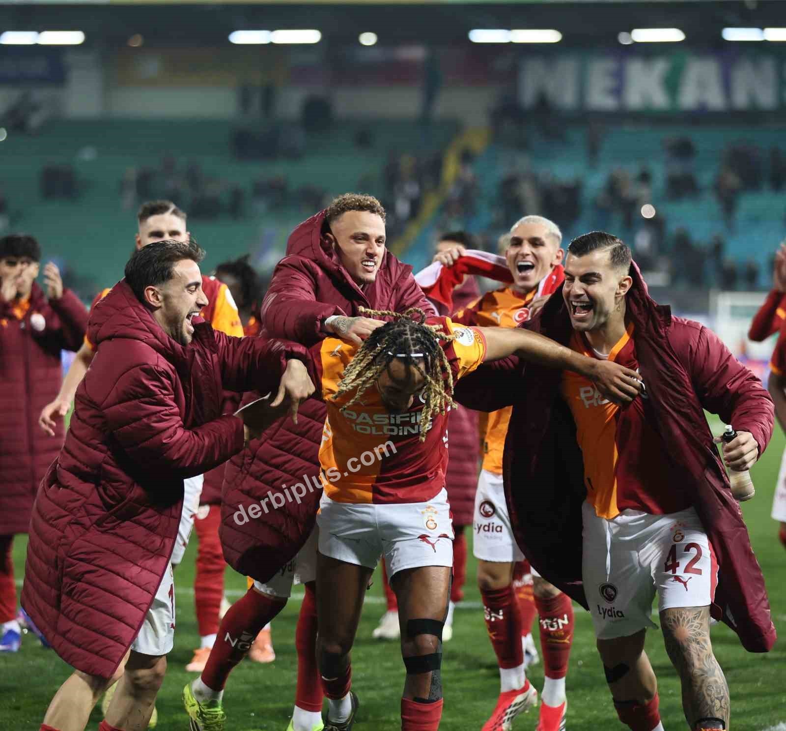 TRENDYOL SÜPER LİG'İN 21. HAFTASINDA ÇAYKUR RİZESPOR, SAHASINDA KARŞILAŞTIĞI GALATASARAY'A 3-0 MAĞLUP OLDU.