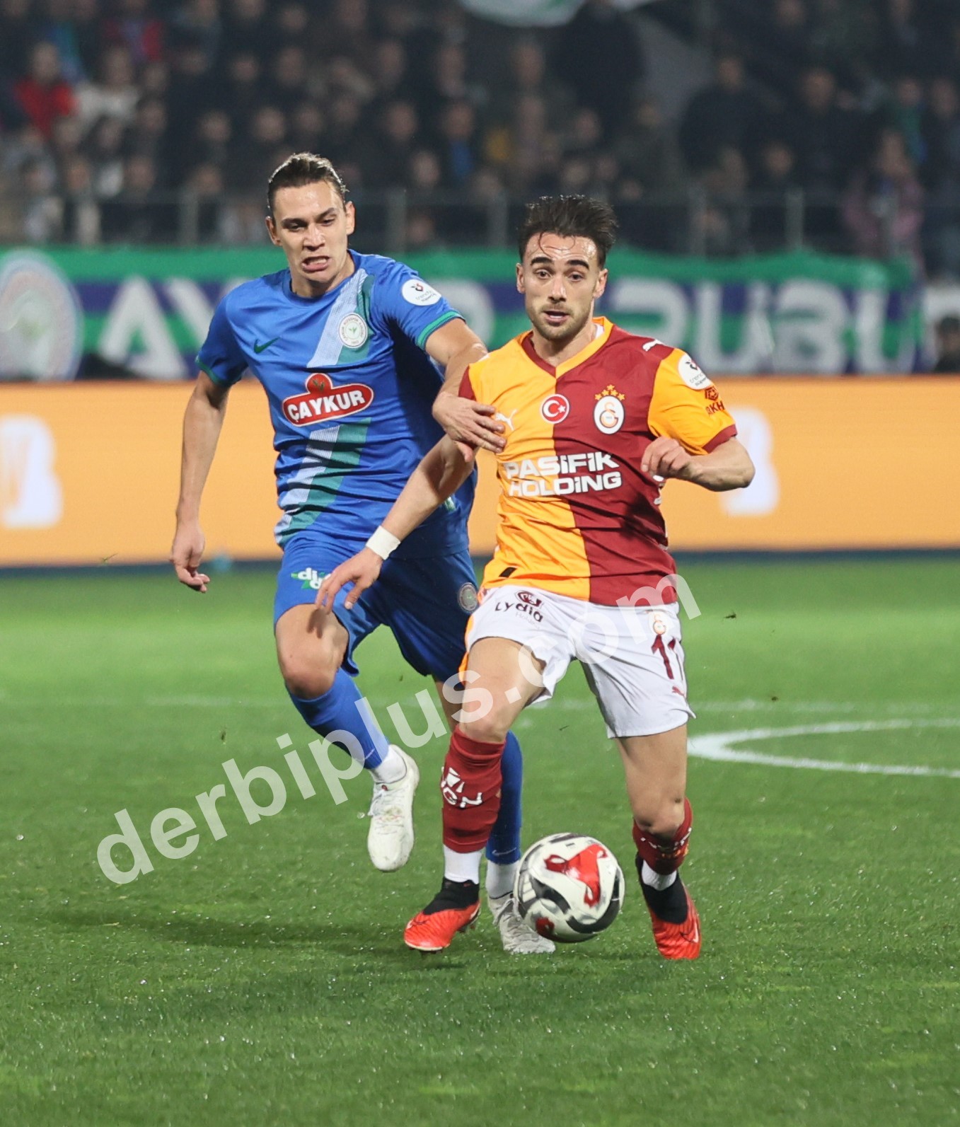 TRENDYOL SÜPER LİG'İN 21. HAFTASINDA ÇAYKUR RİZESPOR, SAHASINDA KARŞILAŞTIĞI GALATASARAY'A 3-0 MAĞLUP OLDU.
