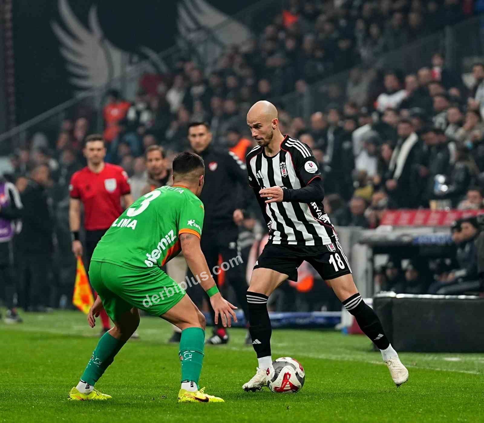 Trendyol Süper Lig: Beşiktaş: 2 - Corendon Alanyaspor: 2 (Maç sonucu)