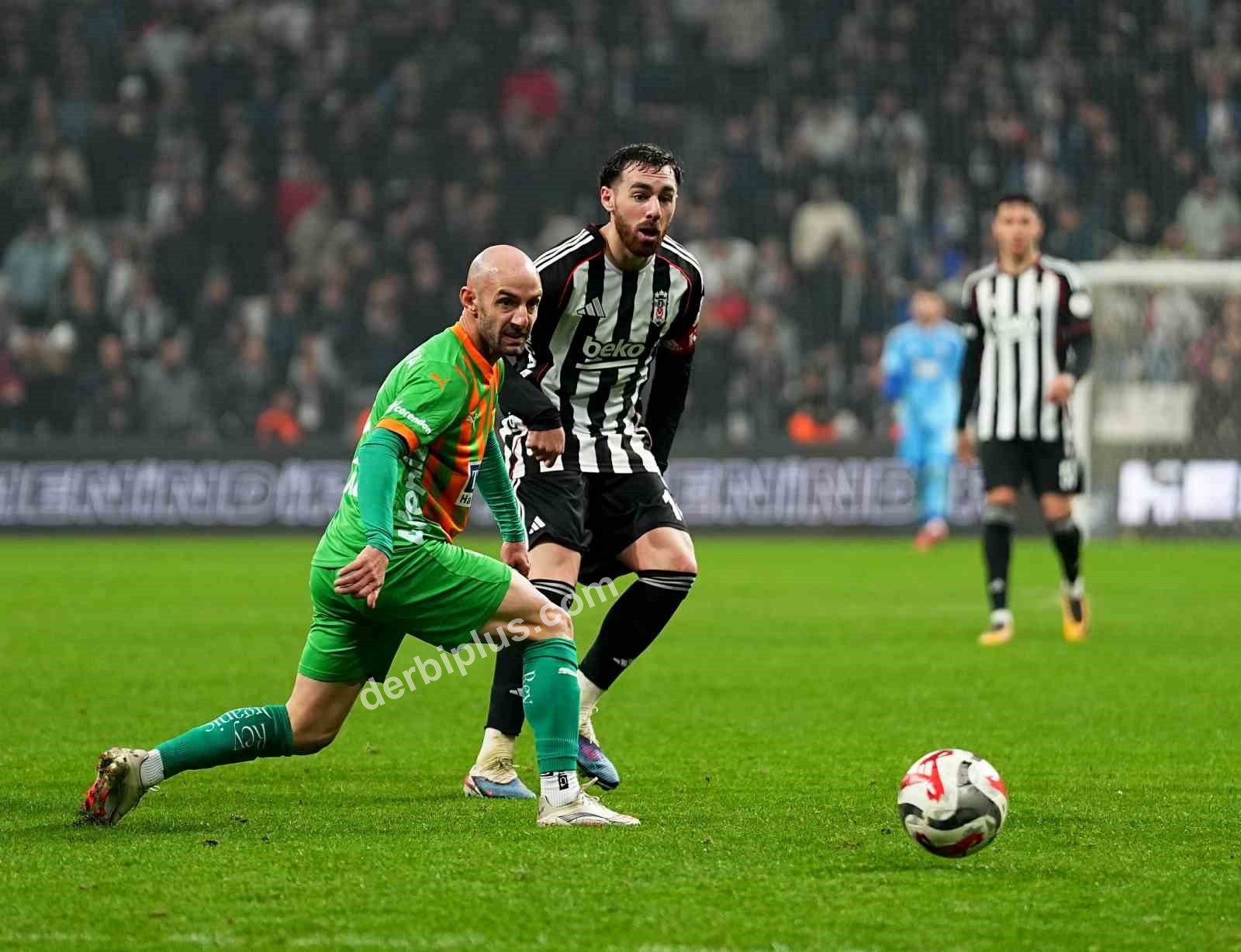 TRENDYOL SÜPER LİG’İN 21. HAFTASINDA BEŞİKTAŞ, KONUK ETTİĞİ CORENDON ALANYASPOR İLE 2-2 BERABERE KALDI.