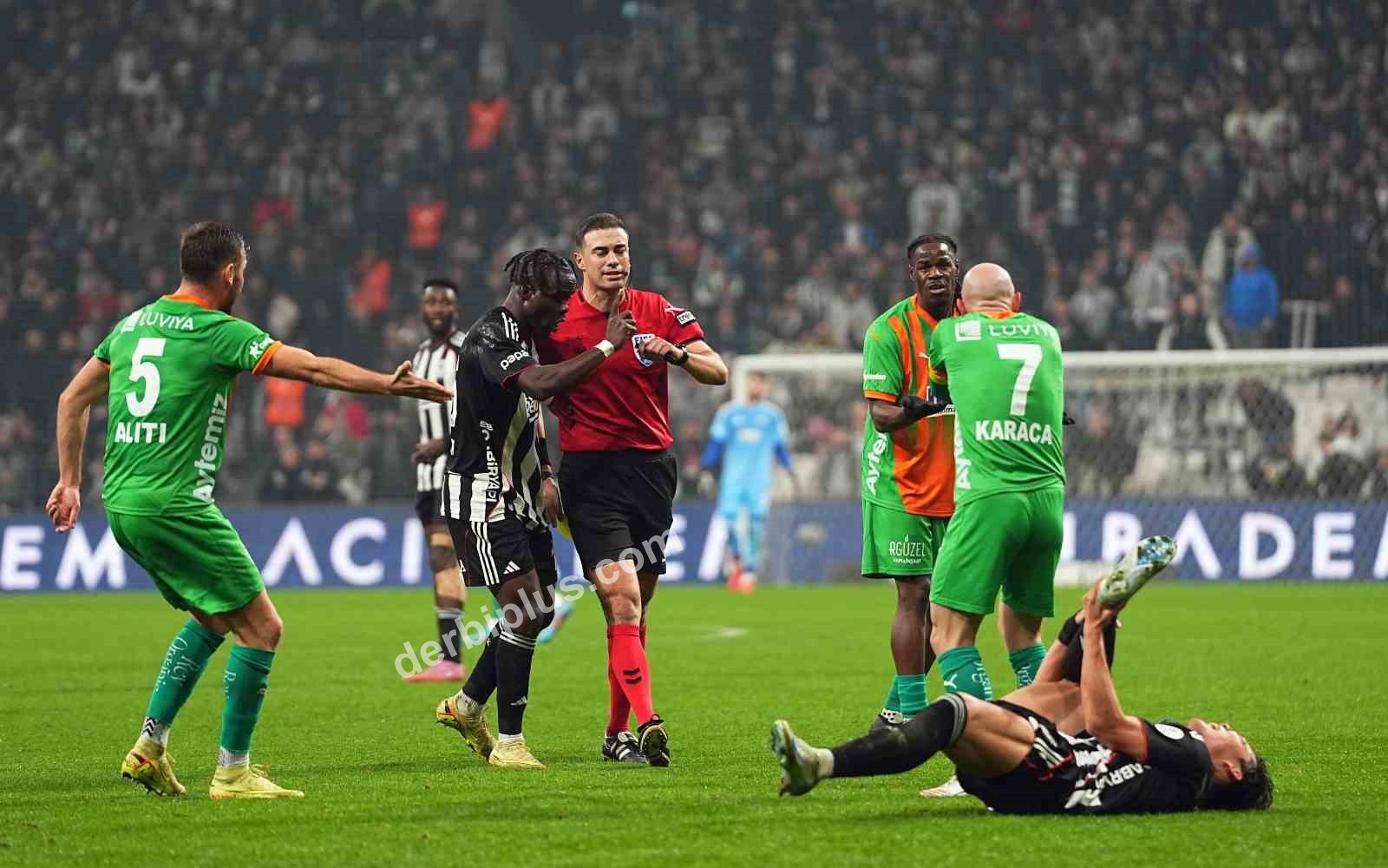 TRENDYOL SÜPER LİG’İN 21. HAFTASINDA BEŞİKTAŞ, KONUK ETTİĞİ CORENDON ALANYASPOR İLE 2-2 BERABERE KALDI.