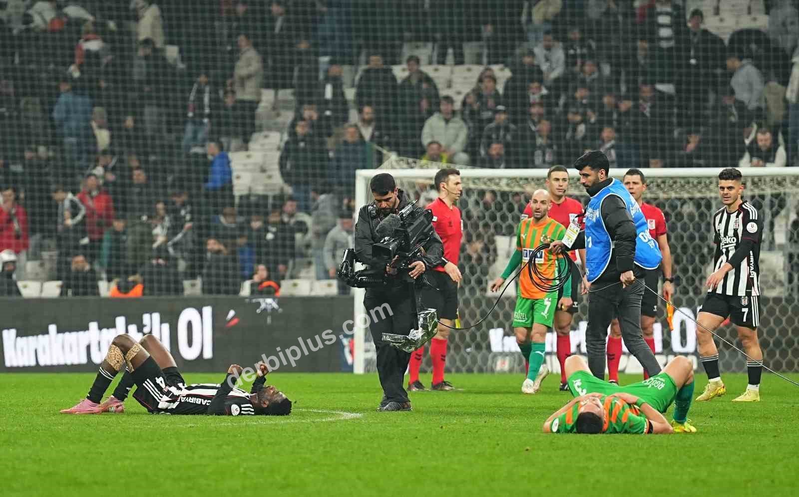 TRENDYOL SÜPER LİG’İN 21. HAFTASINDA BEŞİKTAŞ, KONUK ETTİĞİ CORENDON ALANYASPOR İLE 2-2 BERABERE KALDI.