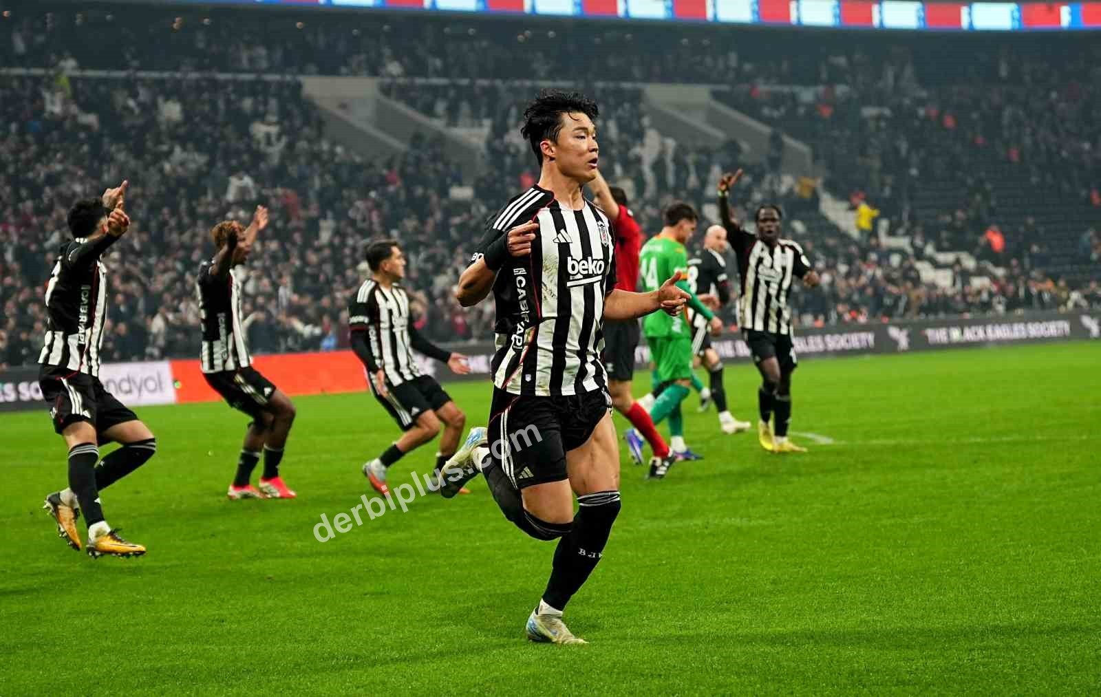 TRENDYOL SÜPER LİG’İN 21. HAFTASINDA BEŞİKTAŞ, KONUK ETTİĞİ CORENDON ALANYASPOR İLE 2-2 BERABERE KALDI.