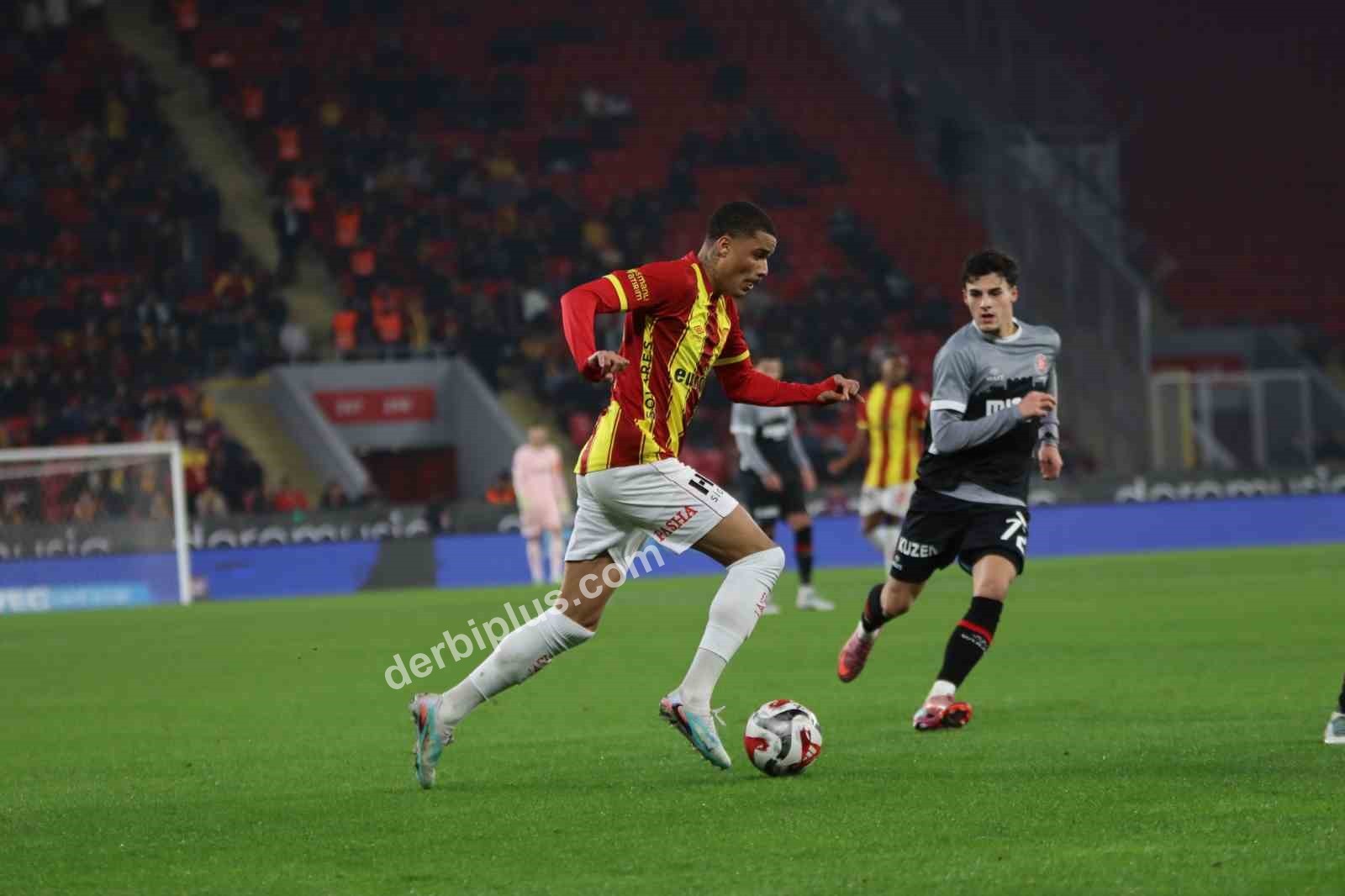 Trendyol Süper Lig: Göztepe: 2 - Fatih Karagümrük: 1 (Maç sonucu)