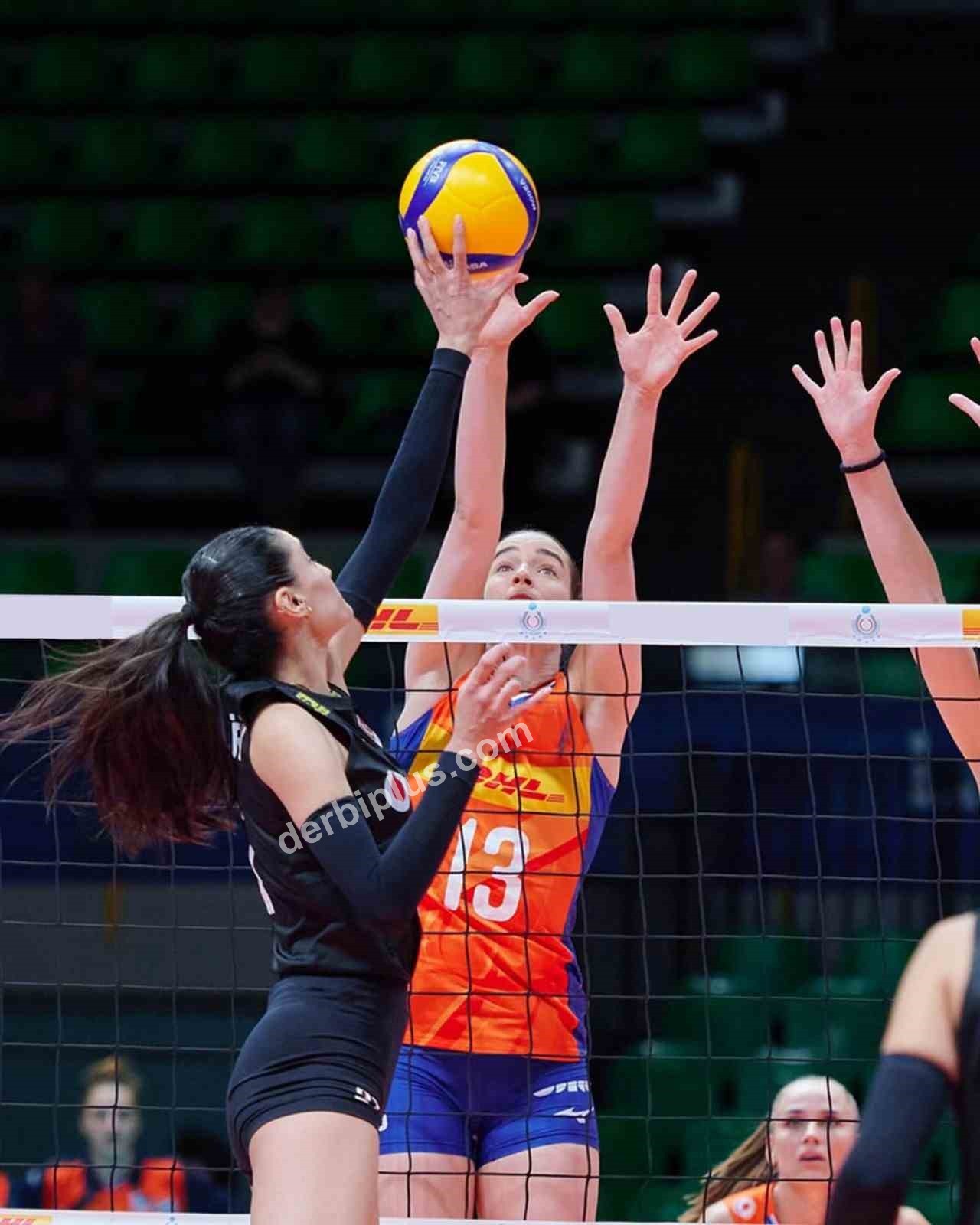 TÜRKİYE VOLEYBOL FEDERASYONU 2. LİG KADINLAR G GRUBU ÇEYREK FİNAL MAÇLARI 13-14-15 ŞUBAT 2026 TARİHLERİ ARASINDA SARAYKÖY’DE YAPILACAK. 4 TAKIMIN KATILACAĞI GRUP MAÇLARI SONUNDA 2 TAKIM YARI FİNAL BİLETİNİ ALACAK.